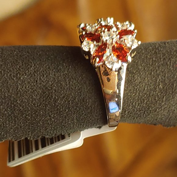 Garnet & White Sapphire Flowers Cocktail Ring - Picture 10 of 16